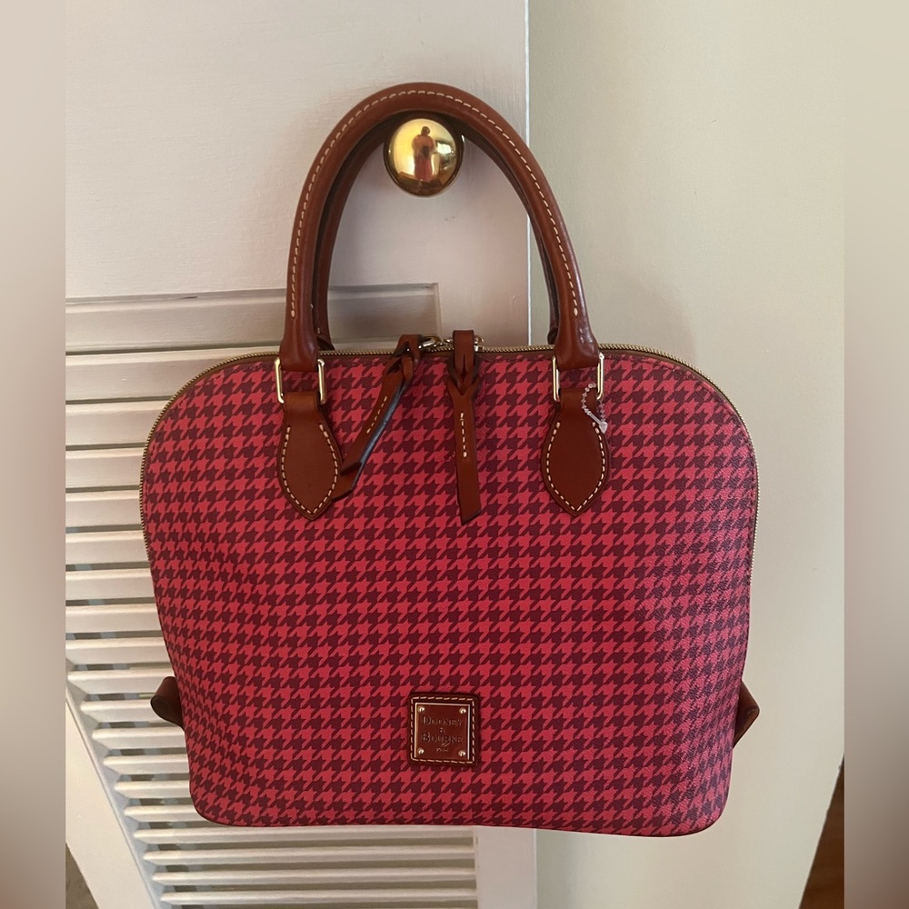Dooney & Bourke Red Houndstooth
Zip Zip Satchel